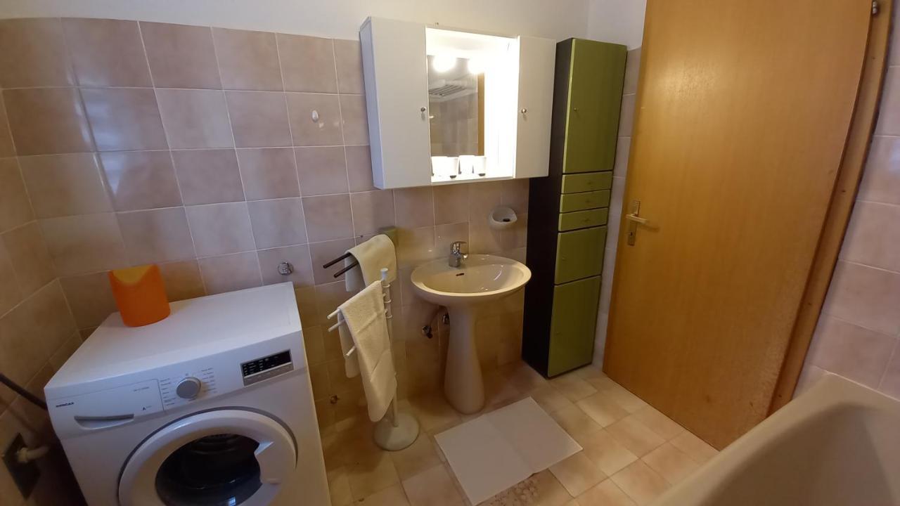 Apartment Slavica Kornić Eksteriør billede