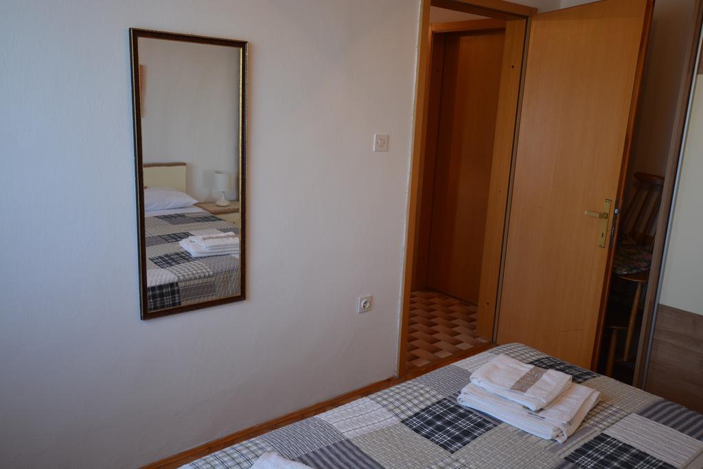 Apartment Slavica Kornić Eksteriør billede