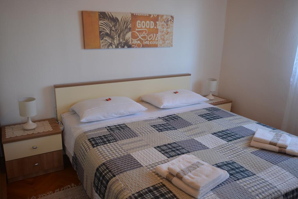Apartment Slavica Kornić Eksteriør billede